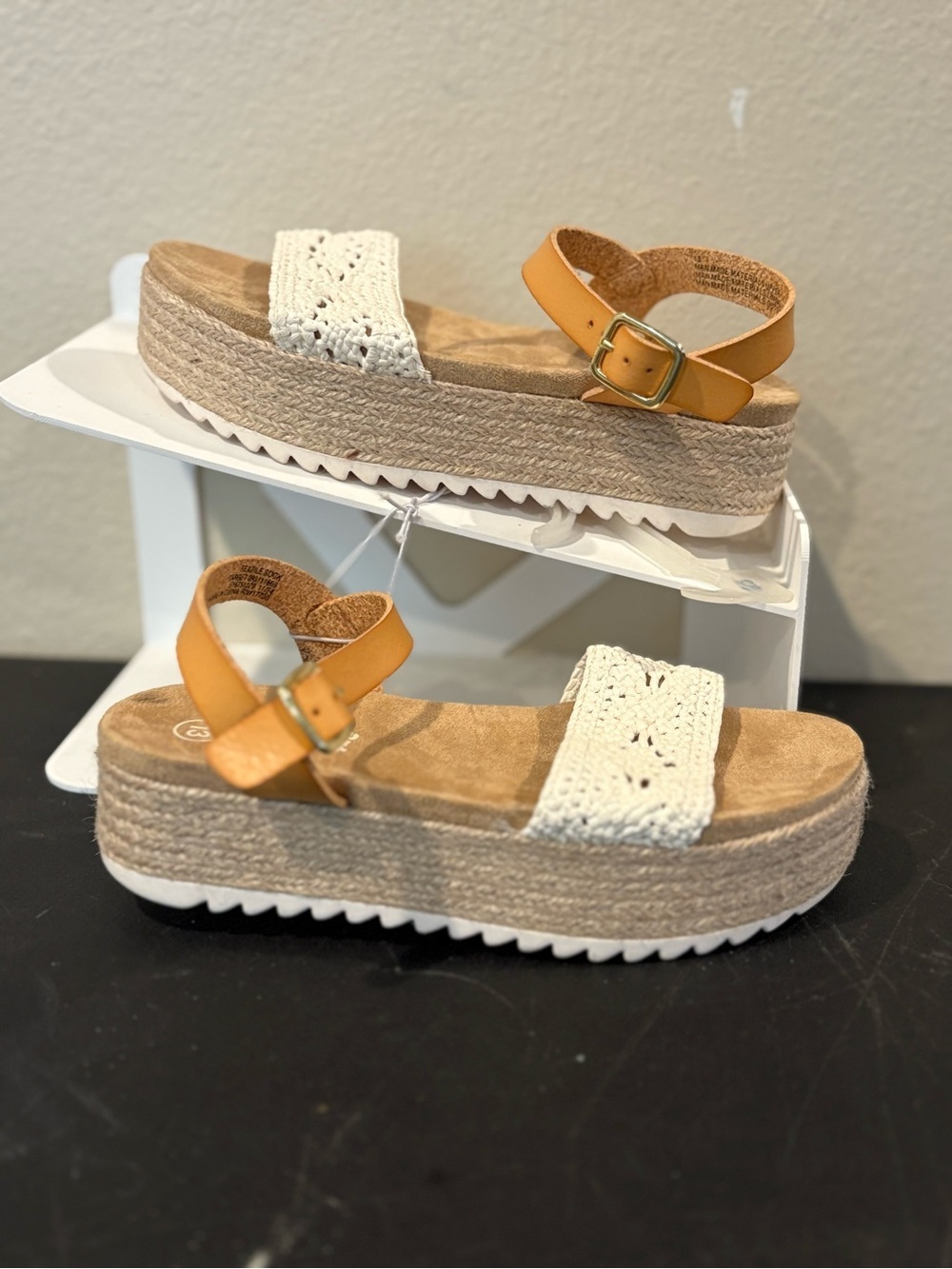 Kids' Lindsey Platform Espadrille Sandals Crochet - art class -Youth Size 13 NEW